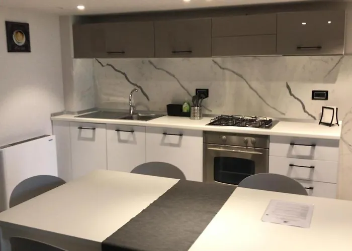 Torre Degli Ulivi * קוריליאנו קלאברו