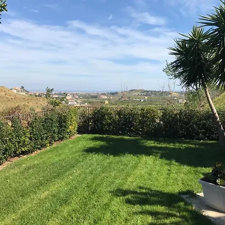 公寓 Torre Degli Ulivi 科里利亚诺·卡拉布罗