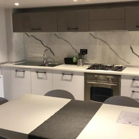 Torre Degli Ulivi * 科里利亚诺·卡拉布罗